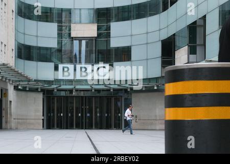 BBC TV Centre, Portland place, Londres, Royaume-Uni. 9 juillet 2023. Accusations contre un présentateur de la BBC Huw Edwards. BBC TV Centre dans le centre de Londres. Crédit : Matthew Chattle/Alamy Live News Banque D'Images