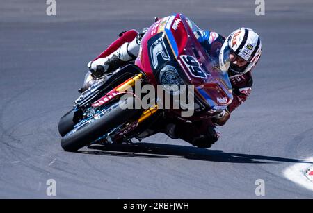 Juillet 08 2023 Monterey, CA, U.S.A Jeremy McWillams(99) sort du tour 5 lors de la Mission Foods MotoAmerica King of the Baggers Q2 au WeatherTech Raceway Laguna Seca Monterey, CA Thurma Banque D'Images