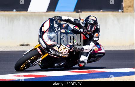 Juillet 08 2023 Monterey, CA, U.S.A Bobby Fong (50) arrive au tournant 11 lors de la Mission Foods MotoAmerica King of the Baggers R1 à WeatherTech Laguna Seca Monterey, CA Thurman James/CSM Banque D'Images