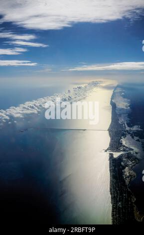 La plus longue jetée du monde à Progreso Yucatan Mexique de plus de 6 km de long s'étend sur le plateau calcaire afin que les grands navires puissent accoster Banque D'Images