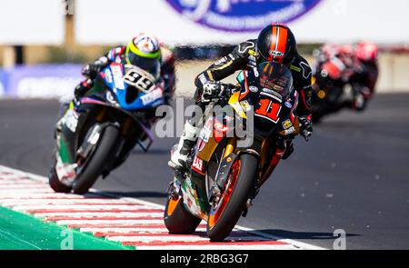 Juillet 08 2023 Monterey, CA, U.S.A Mathew Scholtz(11) sortie du tour 1RThe Mission Foods MotoAmerica Superbikes Q2 au WeatherTech Raceway Laguna Seca Monterey, CA Thurman James/CSM Banque D'Images