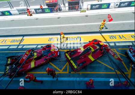 Circuit de Monza, Monza, Lombardie, Italie. 9 juillet 2023. Championnat du monde d'Endurance FIA 2023, 6 heures de Monza ; voitures de l'équipe Ferrari AF Corse dans la voie des stands crédit : action plus Sports/Alamy Live News Banque D'Images