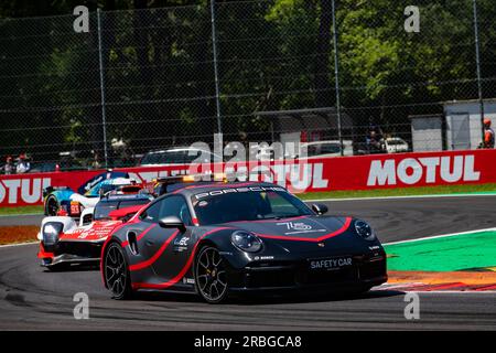 Circuit de Monza, Monza, Lombardie, Italie. 9 juillet 2023. Championnat du monde d'Endurance FIA 2023, 6 heures de Monza ; voiture de sécurité en place pendant la course crédit : action plus Sports/Alamy Live News Banque D'Images