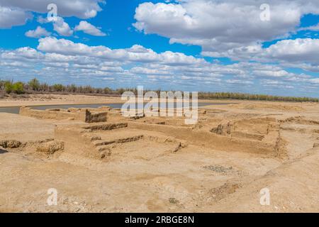 Ancienne colonie Saray-Juek sur la rivière Oural, Atyrau, Kazakhstan Banque D'Images