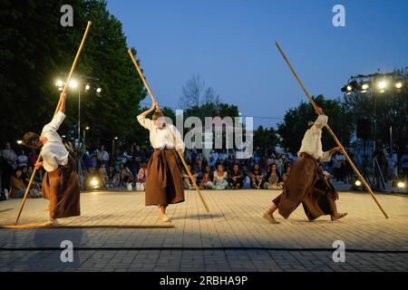 Pinhal Novo, Portugal. 09 juillet 2023. UR, spectacle de danse présenté par Haatik Danza d'Espagne, lors du dernier jour de la 12e FIG - Festival Internacional de Gigantes (Festival International des géants). Pendant les trois jours, plus de 30 spectacles ont été présentés, où les formes animées contemporaines et traditionnelles, le théâtre physique et les objets ont fortement prévalu. Crédit : SOPA Images Limited/Alamy Live News Banque D'Images