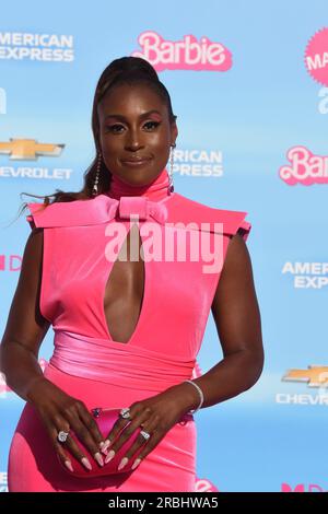 Los Angeles, Californie, États-Unis 9 juillet 2023 l'actrice Issa Rae assiste à Warner Bros. Images première mondiale de ÔBarbieÕ au Shrine Auditorium le 9 juillet 2023 à Los Angeles, Californie, États-Unis. Photo de Barry King/Alamy Live News Banque D'Images