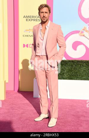 Los Angeles, États-Unis. 09 juillet 2023. Ryan Gosling arrivant à Warner Bros. La première mondiale « Barbie » de Picture a eu lieu au Shrine Auditorium le 9 juillet 2023 à Los Angeles, Californie. © Lisa OConnor/AFF-USA.com crédit : AFF/Alamy Live News Banque D'Images