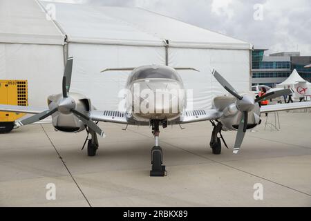 ISTANBUL, TURKIYE - 08 OCTOBRE 2022 : exposition privée Diamond DA62 (62,097) dans l'Airshow d'Istanbul à l'aéroport Ataturk d'Istanbul Banque D'Images