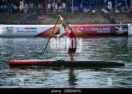 Peter WEIDERT (SKG Hanau) action, stand up paddle masculin, compétitions de canoë le 9 juillet 2023 à Duisburg/Allemagne. Les finales 2023 Rhin-Ruhr de 06,07 à 09.07.2023 Banque D'Images