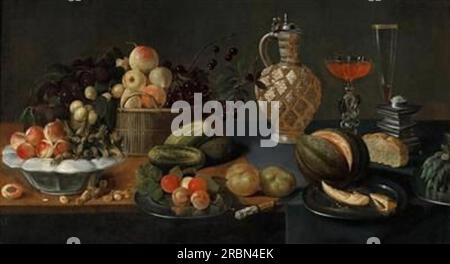 Un panier avec des pommes, des cerises et des prunes, un plat avec des pêches et des noisettes et des assiettes avec des abricots et un melon, des concombres, du pain et des poires sur une table de Juan van der Hamen Banque D'Images