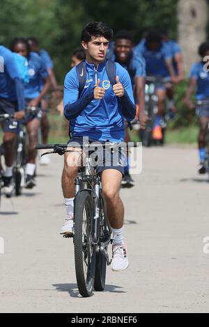 Venray, pays-Bas. 10 juillet 2023. Luca Oyen de Genk arrive pour un camp d'entraînement de l'équipe belge de première ligue KRC Genk, à Venray, aux pays-Bas, avant la saison 2023-2024, lundi 10 juillet 2023. BELGA PHOTO BRUNO FAHY crédit : Belga News Agency/Alamy Live News Banque D'Images