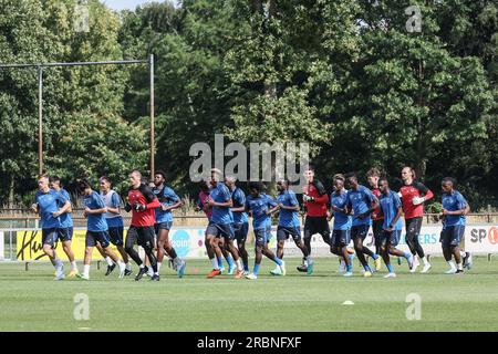 Venray, pays-Bas. 10 juillet 2023. Les joueurs de Genk photographiés lors d'un camp d'entraînement de l'équipe belge de première ligue KRC Genk, à Venray, aux pays-Bas, avant la saison 2023-2024, lundi 10 juillet 2023. BELGA PHOTO BRUNO FAHY crédit : Belga News Agency/Alamy Live News Banque D'Images