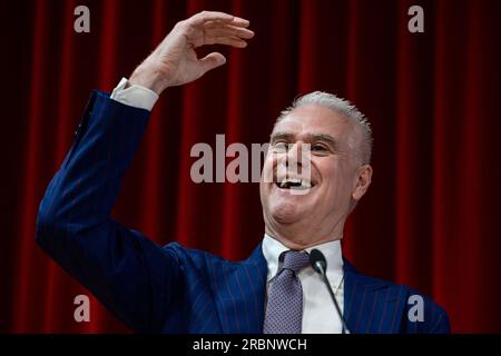 Turin, Italie. 10 juillet 2023. Paolo Zangrillo, ministre de l'Administration publique, réagit lors d'une réunion intitulée 'PNRR e Pubblica Amministrazione' (NRRP et Administration publique). Crédit : Nicolò Campo/Alamy Live News Banque D'Images