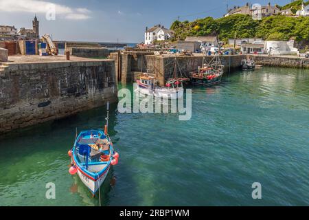 Port de Porthleven, Cornouailles, Angleterre Banque D'Images