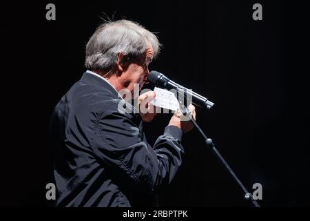 Essen, Allemagne, 10.07.2023 : Chris de Burgh se produit en direct au Lichtburg à Essen dans le cadre de son actuel Tour européen. Crédit : ANT Palmer / Alamy Live News Banque D'Images