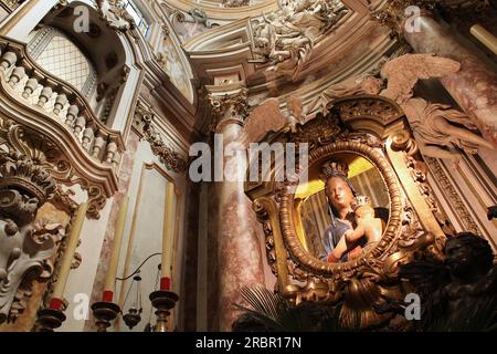 Maître-autel, Collégiale de San Lorenzo, Montevarchi, Toscane, Italie Banque D'Images