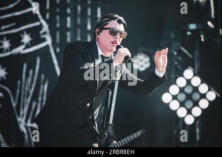 MADRID, MAD COOL FESTIVAL 2023, ESPAGNE : Maynard James Keenan, chanteur du groupe de rock américain Puscife,r en direct sur scène au Mad Cool Festival 2023. Banque D'Images