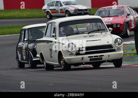 Roy Alderslade, Lotus Ford Cortina Mk1, un événement mettant en vedette deux grilles distinctes, DRHC Dunlop Allstars pour les voitures de sport, GT et Touring pré-1966. Les Alls Banque D'Images