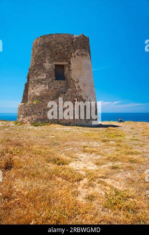 Tour Torre dei Corsari, érigée au 16e siècle dans le but d'observer tous les navires de corsaires barbaresques, Arbus, Sardaigne, Italie, Europe Banque D'Images