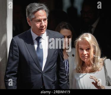 Londres, Royaume-Uni. 10 juillet 2023. Anthony Blinken, secrétaire d'État américain, avec Jane Hartley, ambassadrice américaine. Joe Biden, président des États-Unis d'Amérique, visite le 10 Downing Street à Londres. Crédit : Imageplotter/Alamy Live News Banque D'Images