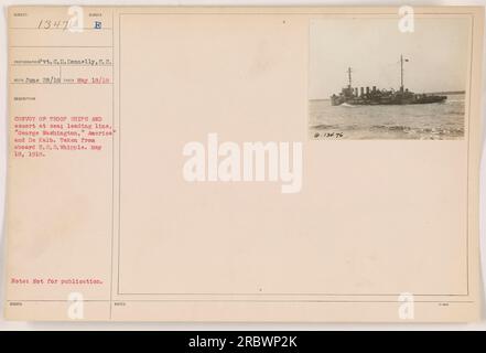 Légende : 'USS Whipple (DD-217) escortant un convoi de navires de troupe en mer, y compris le 'George Washington', 'America' et 'de Kalb'. Prise à bord de l'USS Whipple le 18 mai 1918 pendant la première Guerre mondiale Photographie du VP C. D. Donnelly.' Banque D'Images