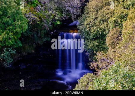 Royaume-Uni, Écosse, île de Skye, cascade de Lealt Falls Banque D'Images