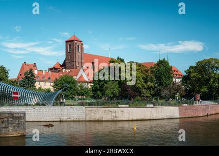 L'église Saint Marie sur le sable à Wroclaw. Une église catholique à Wrocław, en Silésie, située sur une petite île dans la rivière Oder, au coeur de Banque D'Images