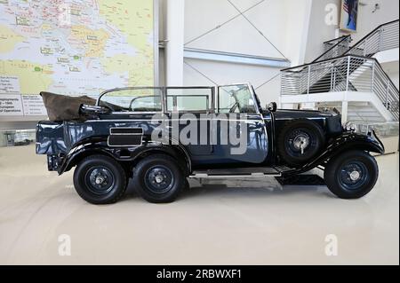 Adolf Hitlers Mercedes Benz IA-67510 1939 G4 Parade voiture, plaque d'immatriculation civile concerne Berlin Polizei Reg. Banque D'Images