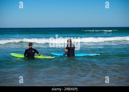 Surfez sur la plage de Sydney Banque D'Images