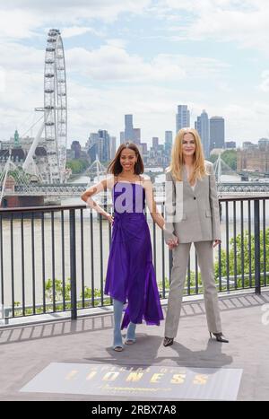 Zoe Saldana et Nicole Kidman lors d'un appel photo pour la série Paramount+ Special Ops : Lioness à IET London : Savoy place à Londres. Date de la photo : mardi 11 juillet 2023. Banque D'Images