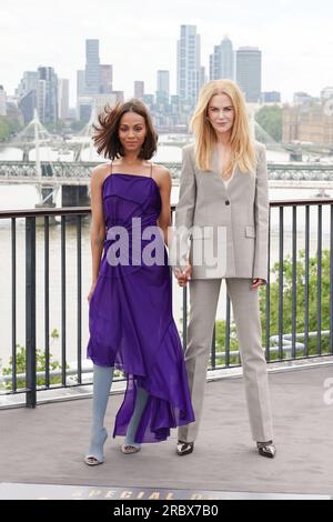 Zoe Saldana et Nicole Kidman lors d'un appel photo pour la série Paramount+ Special Ops : Lioness à IET London : Savoy place à Londres. Date de la photo : mardi 11 juillet 2023. Banque D'Images