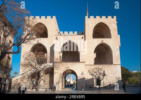 Porta de Serrans, Plaça dels Furs, Valence, Espagne, Europe Banque D'Images