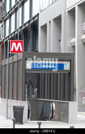Italie, Lombardie, Milan, Piazza San Babila Square, Nouvelle ligne de métro numéro 4 Banque D'Images