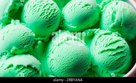 La texture de fond verte tourbillonnèrent rafraîchissante cool glaces italiennes pour un délicieux crémeux traiter d'été Banque D'Images