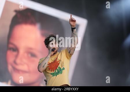 Tom Grennan, l'affiche et artiste chante et se produit en direct pour les fans du Grand prix après la course finale sur la Chrome main Stage pendant la FORMULE Banque D'Images