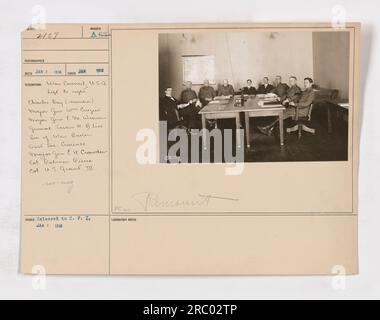 L'image montre le Conseil de guerre des États-Unis pendant la première Guerre mondiale De gauche à droite, Charles Day (membre), major-général Wm. Crozier, major général W.M. Weaver, le général Tasker H. Bliss, le secrétaire à la Guerre Nawton D. Baker, le secrétaire adjoint à la Guerre Benedict Crowell, le major général Enoch H. Crowder, le colonel Palmer Pierce et le colonel U.S. Grant III La photographie a été prise en janvier 1916. Banque D'Images