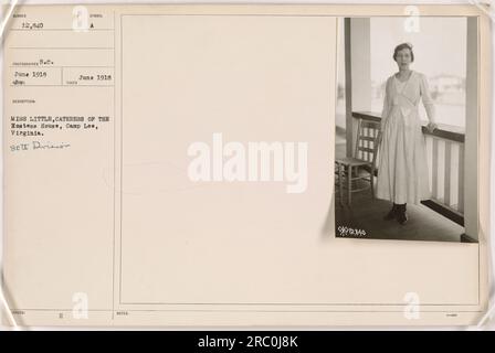 Une photographie prise en juin 1918 à Camp Lee, Virginie. L'image montre Miss Little, qui est traitante à la Hostess House. La photographie est étiquetée 111-SC-12840 et a été prise par un photographe de S.C. Banque D'Images