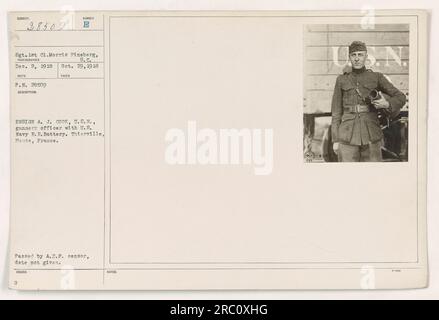 Enseigne A. J. Cook, un officier d'artillerie aux États-Unis Navy R.R. Battery, est vu à Thierville, Meuse, France. La photographie a été prise le 29 octobre 1918 par le sergent 1st Cl. Morris Fineberg. Il a été autorisé par le censeur de l'A.E.F. et porte le numéro d'identification E28509. Banque D'Images