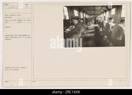 Le sergent Reyden a pris cette photo le 2 décembre 1918. Il montre le mess Sumber, qui a accueilli le personnel de l'hôpital de base n ° 17 à Dijon, en France. L'image a été transmise par le censeur de l'A.E.F. et des notes supplémentaires indiquent que le numéro de dossier est 28117. Banque D'Images