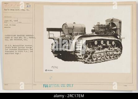 Titre : tracteurs Caterpillar fabriqués par Holt Mfg. Co., première Guerre mondiale, 1918' Légende : une photographie en noir et blanc prise par un photographe inconnu le 26 juin 1918, révèle un groupe de 45 H.P. Tracteurs Caterpillar, fabriqués par Holt Mfg Co. À Peoria, Illinois, et Stockton, Californie. Ces tracteurs spécialisés de modèle E-HVS ont été conçus pour le département de l'ordonnance et fournis à la neuvième P.A., 1e Régt motorisé. Cette photo est étiquetée comme P1542 et classée pour un usage officiel seulement. Banque D'Images