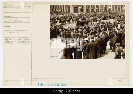 La Commission de guerre française quitte l'Institut d'art de Chicago, Illinois en février 1918. Cette image montre l'un des incidents survenus lors de leur visite dans la ville. Cette photo est le sujet numéro 85996 et a été prise par un photographe non officiel. Il est réservé à un usage officiel. Banque D'Images