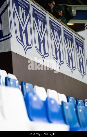 Klaksvik, Îles Féroé. 11 juillet 2023. Le stade Djupumyra est prêt pour le match de qualification de l'UEFA Champions League entre Ki et Ferencvaros à Klaksvik. (Crédit photo : Gonzales photo/Alamy Live News Banque D'Images