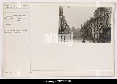 Soldats américains stationnés au Palais de la Grande-Duchesse à Luxembourg pendant la première Guerre mondiale. Le numéro d'identification du soldat est #2467. Photographie prise par le lieutenant William Fox le 1 mars 1919. Banque D'Images