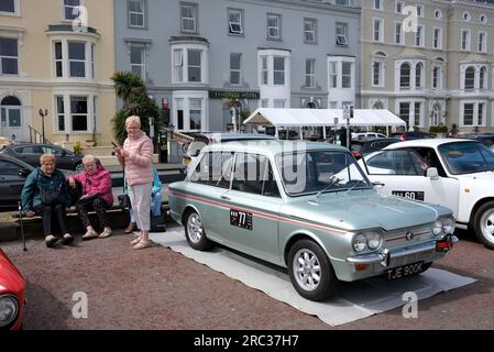 Le rallye des voitures anciennes Three Castles Classic à Llandudno dans le nord du pays de Galles, Grande-Bretagne, Royaume-Uni Banque D'Images