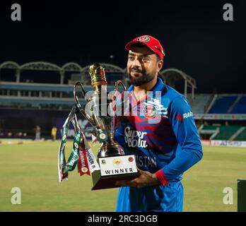 Dans la série de trois matchs ODI entre le Bangladesh et l'Afghanistan, l'Afghanistan a remporté la série par 2-1 Banque D'Images