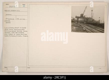 Image montrant des troupes à bord de U.S.S. Sierra, y compris le 337th Field Artillery de la 88th Division et Casual Medical Detchment. Le navire a été chargé de nuit sur les quais américains de Bordeaux, Gironde, France. Photo prise le 28 mars 1919 par le sergent R.F. Stinsom.S.C. avec le numéro d'identification 46084. Banque D'Images