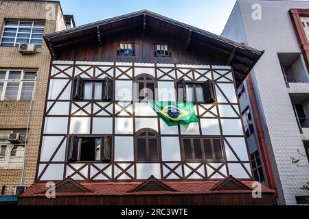 Maison à colombages de style allemand à XV de Novembro Street, Blumenau, Santa Catarina au Brésil Banque D'Images