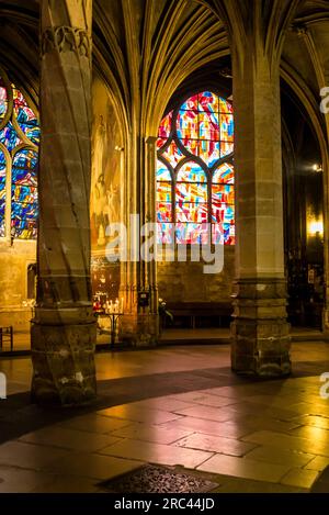 Déambulatoire, église Saint-Séverin, église catholique romaine du quartier Latin construite dans le style gothique flamboyant., Paris, France Banque D'Images