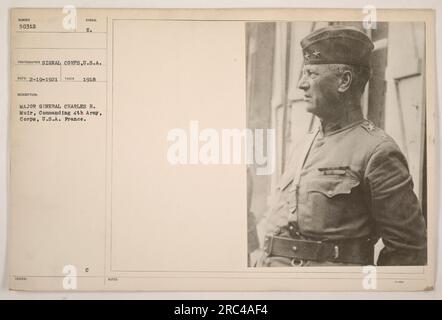 Général de division Charles H. Muir, commandant du 4e corps d'armée, armée des États-Unis, debout en France. Cette photographie, prise en 1918, montre Muir en uniforme. L'image a été prise par un photographe américain Corps de signal. Il a été reçu le 19 février 1921 et est identifié par le numéro de référence 50312 symbole E. Banque D'Images