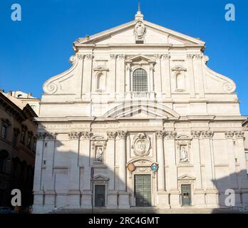 Rome, Latium, Italie, l'église de la Gesù (en italien : Chiesa del Gesù) est également nommée Chiesa del Santissimo Nome di Gesù all'Argentina Banque D'Images